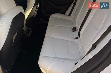 Седан Tesla Model 3 2021 в Одесі