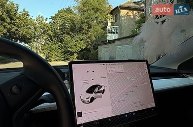 Седан Tesla Model 3 2021 в Одесі