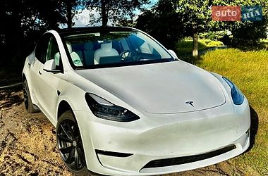 Седан Tesla Model 3 2022 в Вінниці