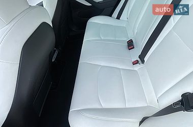 Седан Tesla Model 3 2019 в Вишгороді