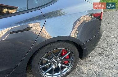 Седан Tesla Model 3 2023 в Полтаві
