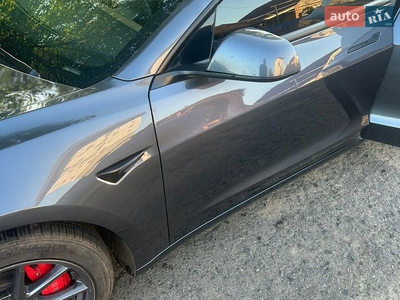 Седан Tesla Model 3 2023 в Полтаві