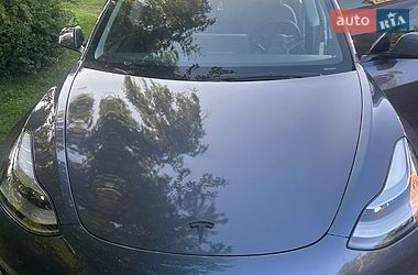 Tesla Model 3  2023