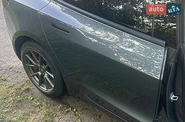 Седан Tesla Model 3 2023 в Полтаві