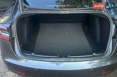 Седан Tesla Model 3 2023 в Полтаві