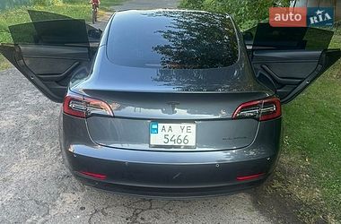 Седан Tesla Model 3 2023 в Полтаві