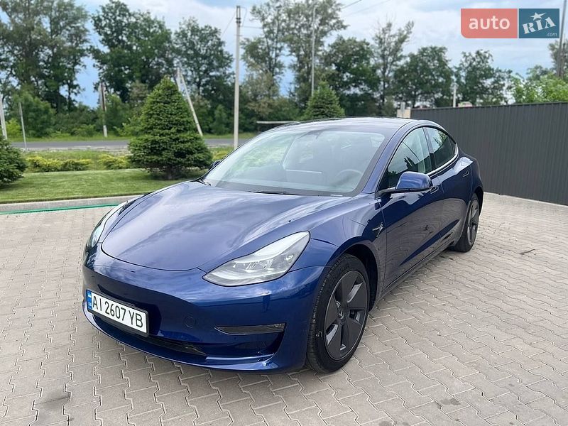 Седан Tesla Model 3 2023 в Киеве фото Седан Tesla Model 3 2023 в Киеве