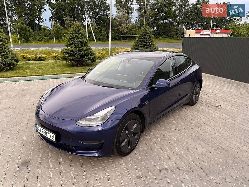 Седан Tesla Model 3 2023 в Киеве фото 4 Седан Tesla Model 3 2023 в Киеве