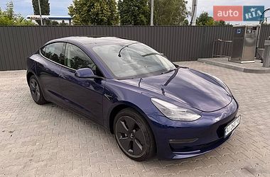 Седан Tesla Model 3 2023 в Киеве фото 7 Седан Tesla Model 3 2023 в Киеве