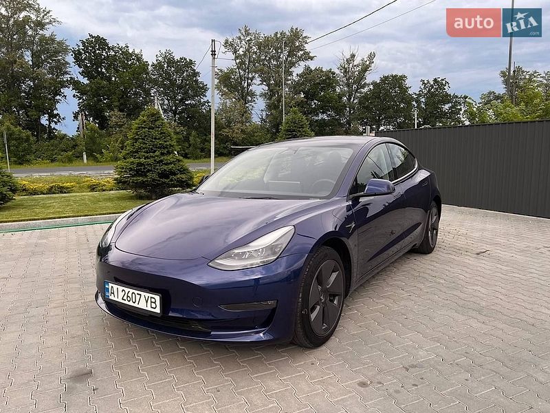 Седан Tesla Model 3 2023 в Киеве фото 12 Седан Tesla Model 3 2023 в Киеве