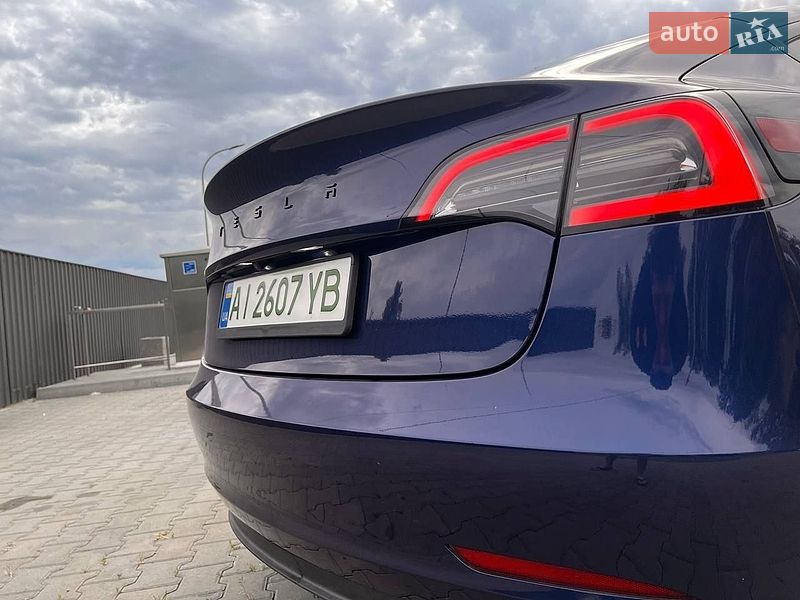 Седан Tesla Model 3 2023 в Киеве фото 23 Седан Tesla Model 3 2023 в Киеве