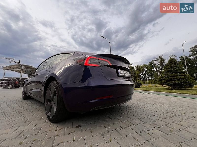 Седан Tesla Model 3 2023 в Киеве фото 20 Седан Tesla Model 3 2023 в Киеве