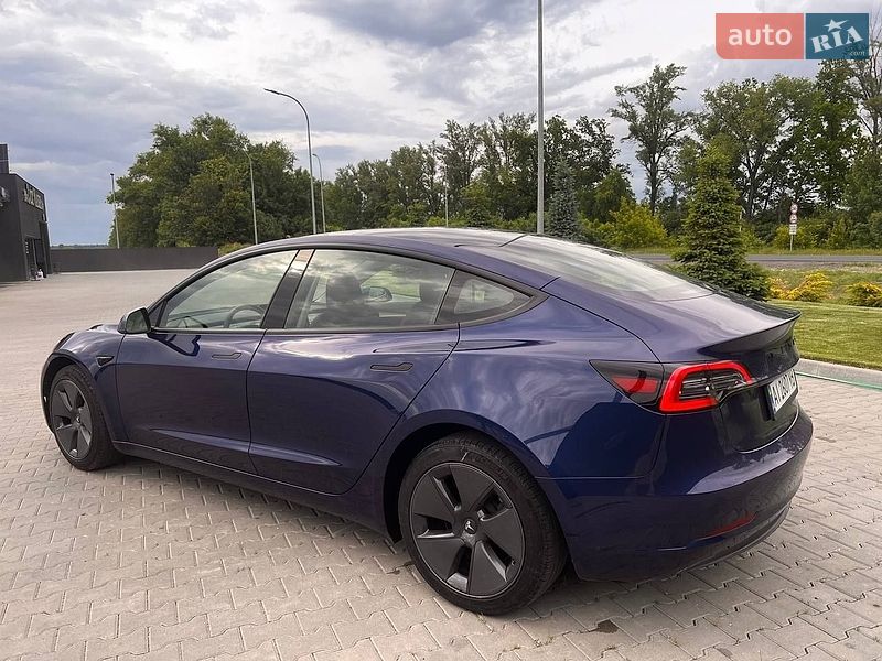 Седан Tesla Model 3 2023 в Киеве фото 22 Седан Tesla Model 3 2023 в Киеве