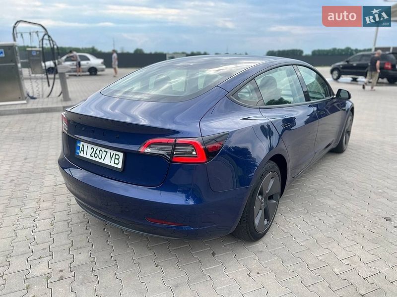 Седан Tesla Model 3 2023 в Киеве фото 24 Седан Tesla Model 3 2023 в Киеве