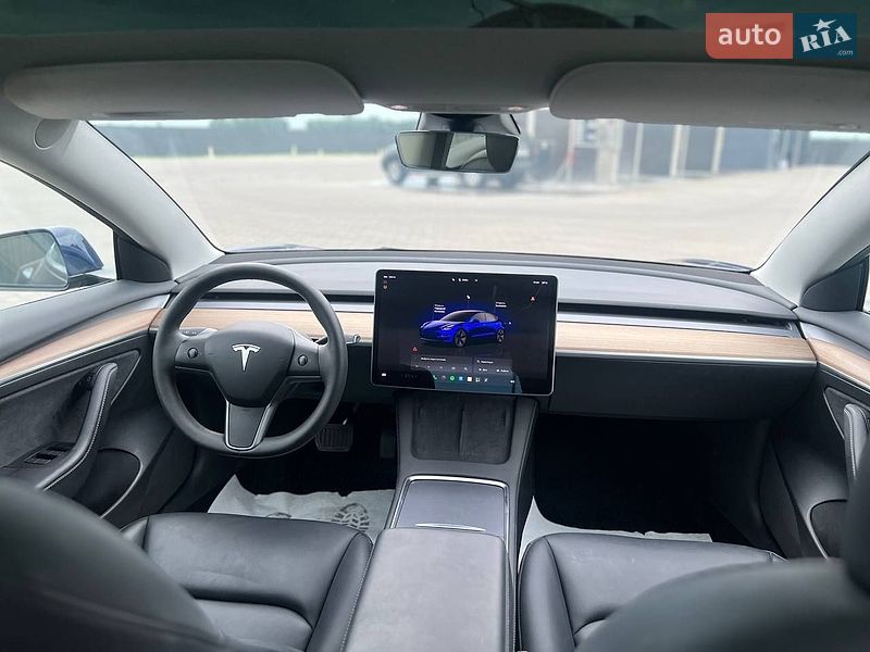 Седан Tesla Model 3 2023 в Киеве фото 32 Седан Tesla Model 3 2023 в Киеве
