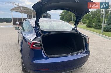 Седан Tesla Model 3 2023 в Киеве фото 28 Седан Tesla Model 3 2023 в Киеве