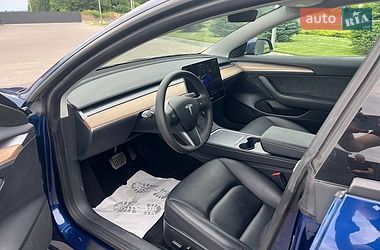 Седан Tesla Model 3 2023 в Киеве фото 33 Седан Tesla Model 3 2023 в Киеве