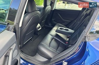Седан Tesla Model 3 2022 в Києві