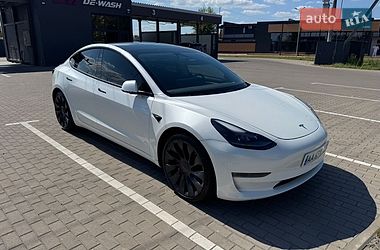 Tesla Model 3 2023
