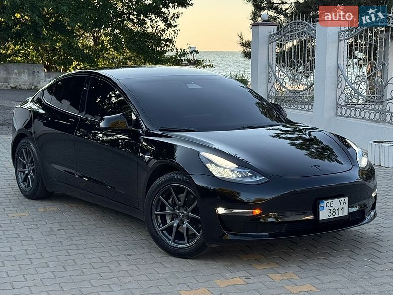 Tesla Model 3 2019