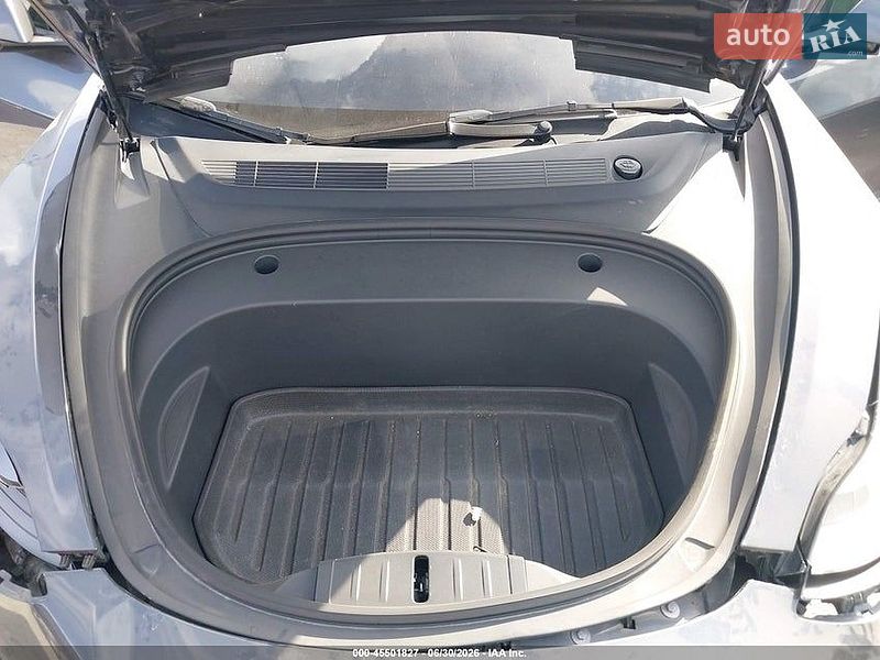 Седан Tesla Model 3 2023 в Новояворовске фото 7 Седан Tesla Model 3 2023 в Новояворовске