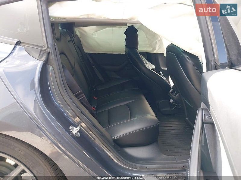 Седан Tesla Model 3 2023 в Новояворовске фото 9 Седан Tesla Model 3 2023 в Новояворовске