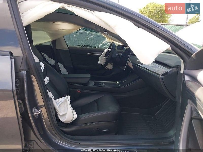 Седан Tesla Model 3 2023 в Новояворовске фото 10 Седан Tesla Model 3 2023 в Новояворовске