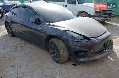Tesla Model 3  2023