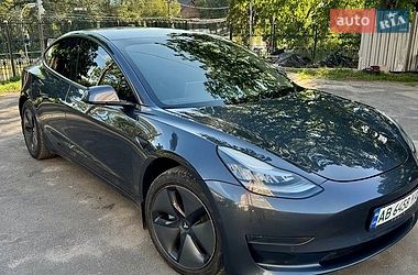 Седан Tesla Model 3 2020 в Вінниці