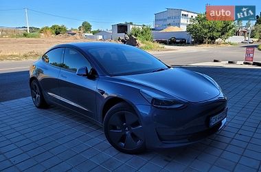 tesla model-3 2023 в Черкассы от профессионального продавца Pavlo