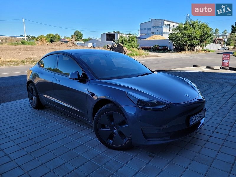 Tesla Model 3 2023