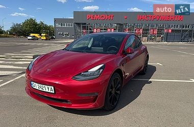Tesla Model 3  2018