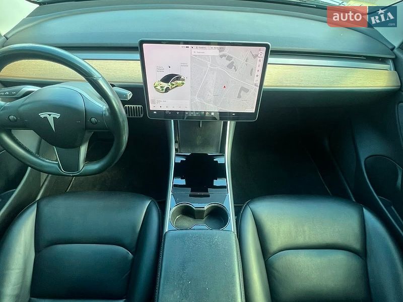Седан Tesla Model 3 2018 в Киеве фото 11 Седан Tesla Model 3 2018 в Киеве