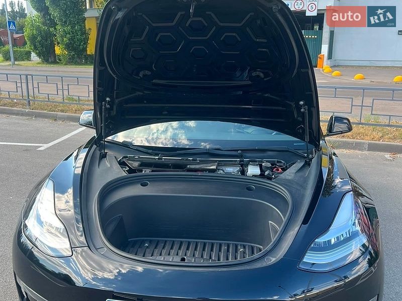 Седан Tesla Model 3 2018 в Киеве фото 8 Седан Tesla Model 3 2018 в Киеве