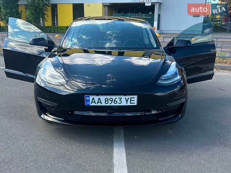 Седан Tesla Model 3 2018 в Киеве фото 9 Седан Tesla Model 3 2018 в Киеве