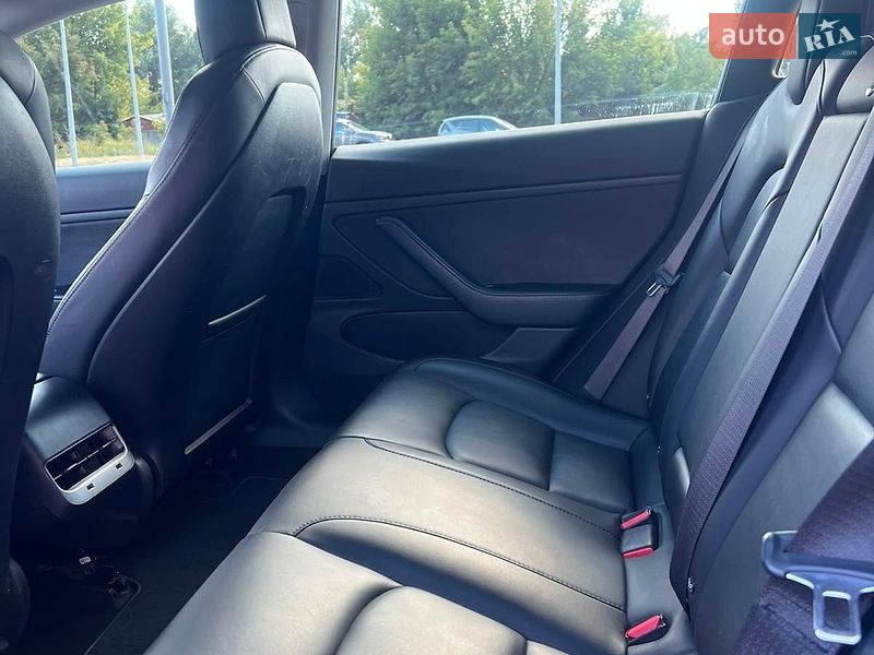 Седан Tesla Model 3 2018 в Киеве фото 14 Седан Tesla Model 3 2018 в Киеве