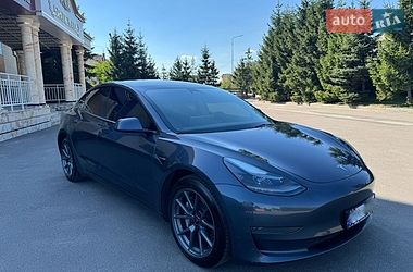 Tesla Model 3  2023