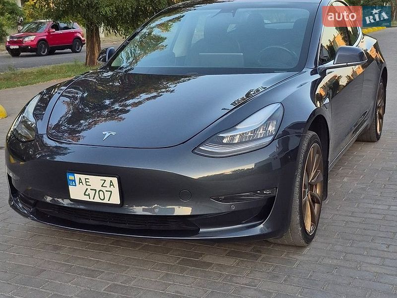 Tesla Model 3 2018