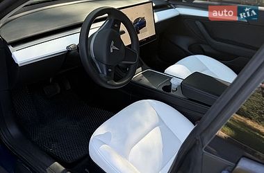 Седан Tesla Model 3 2022 в Борисполі