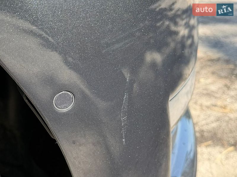 Седан Tesla Model 3 2022 в Сарнах