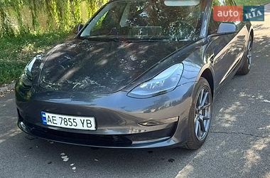 Седан Tesla Model 3 2023 в Кривом Роге