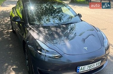 Седан Tesla Model 3 2023 в Кривом Роге