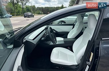 Седан Tesla Model 3 2025 в Днепре