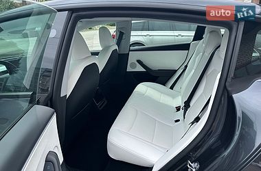 Седан Tesla Model 3 2025 в Днепре