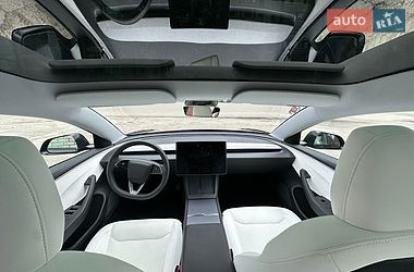 Седан Tesla Model 3 2025 в Днепре