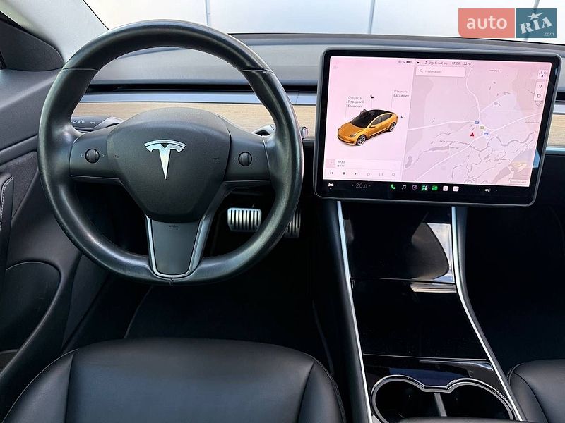 Седан Tesla Model 3 2018 в Києві