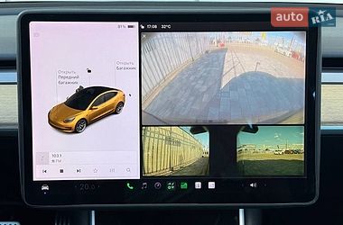 Седан Tesla Model 3 2018 в Києві