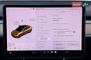 Седан Tesla Model 3 2018 в Києві