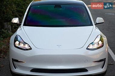 tesla model-3 2022 в Київ від професійного продавця Олег Владимирович