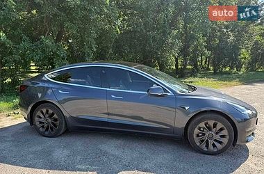 Седан Tesla Model 3 2019 в Харкові